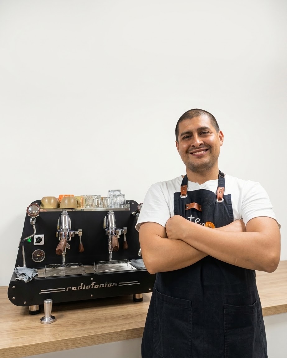 Briam Sierra, tostador de café y fundador de Team Barista Perú